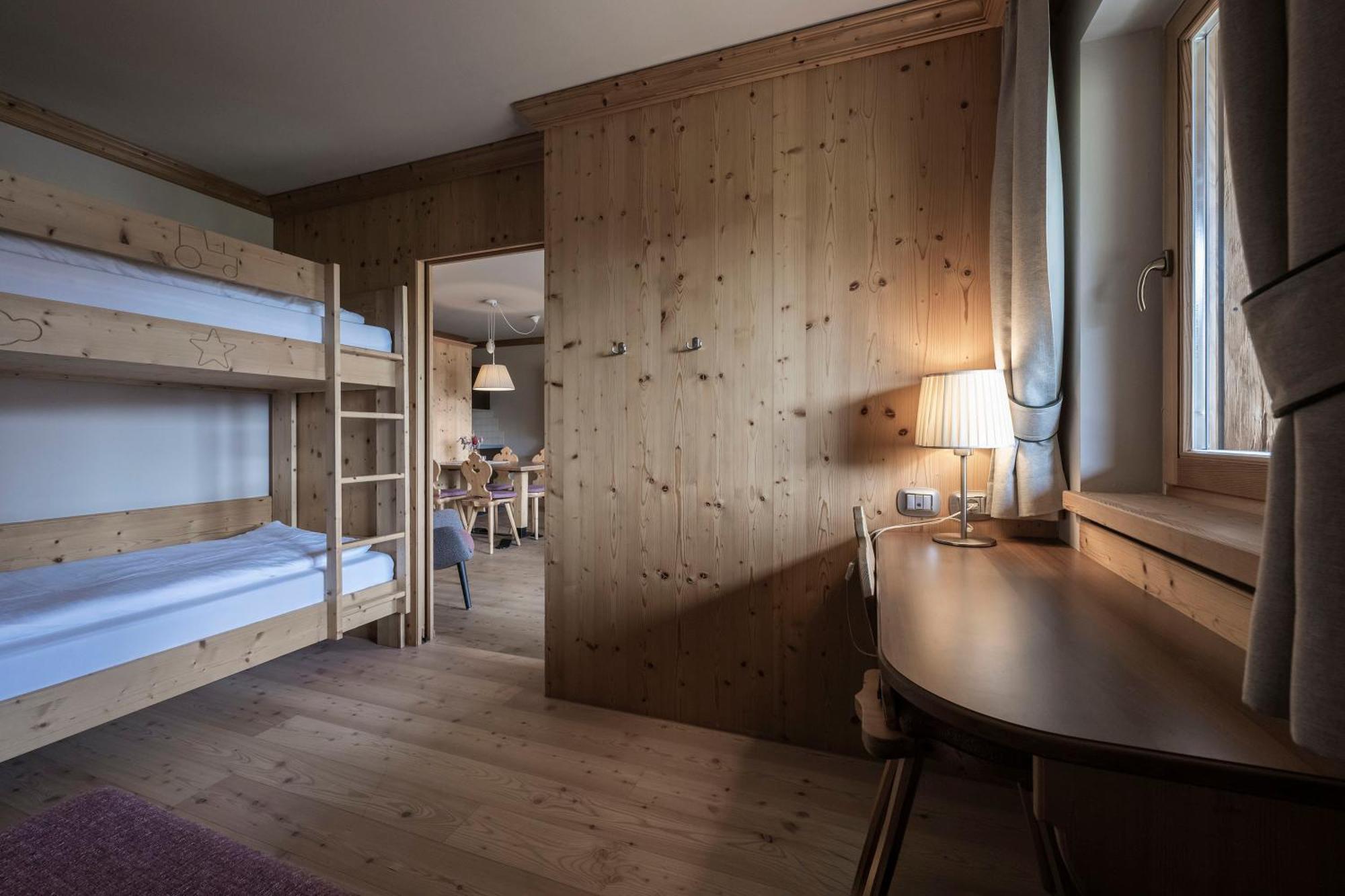 Aparthotel Post Alpina - Family Mountain San Candido